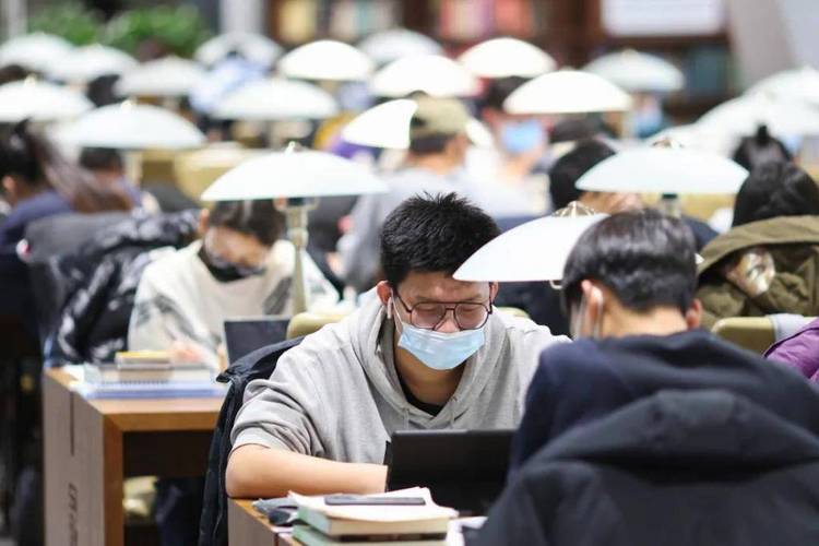 非全日制研究生跨校考博难度大吗？-图3