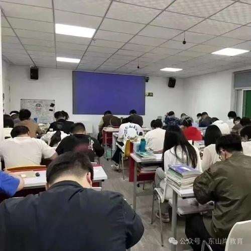 2025国考笔试培训，该怎么选？-图2